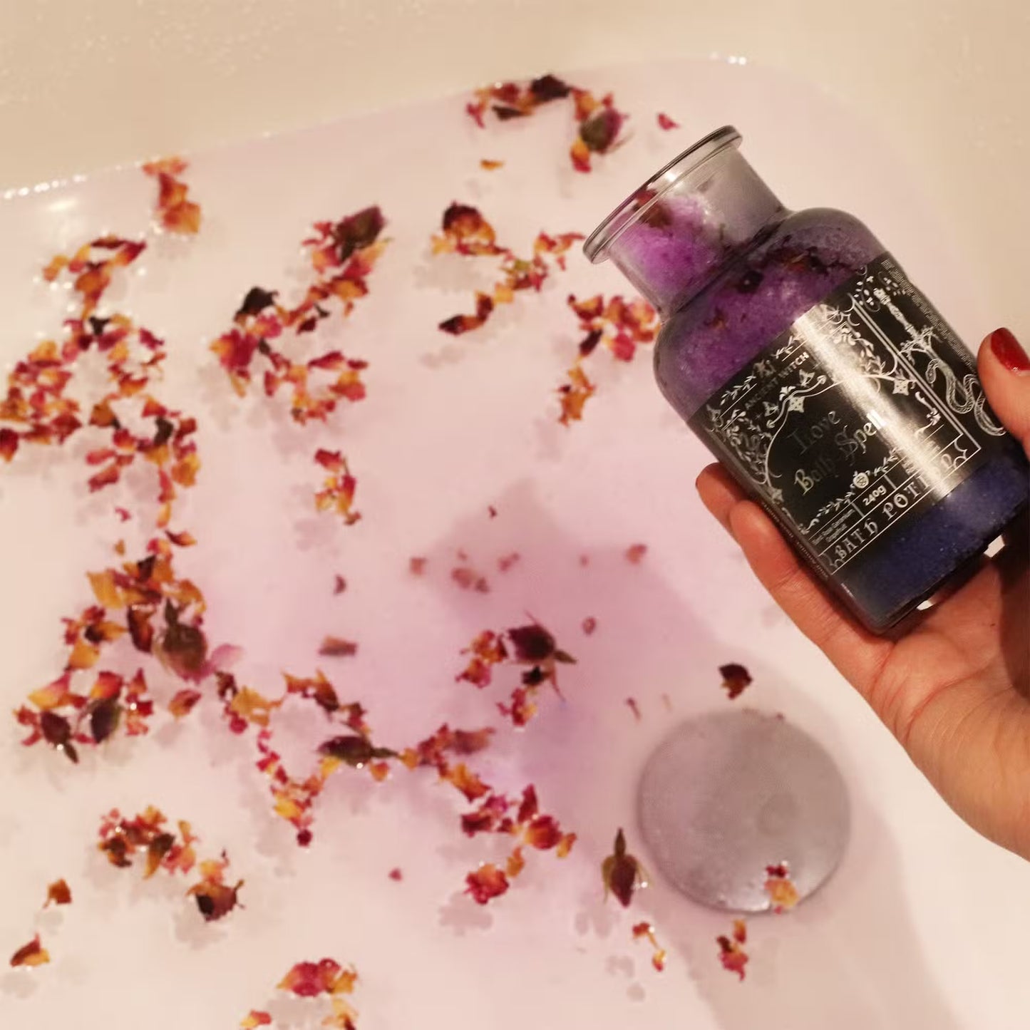 1x Ancient Witch Bath Spell Potion & Rose Quartz Crystal Amulet - Love