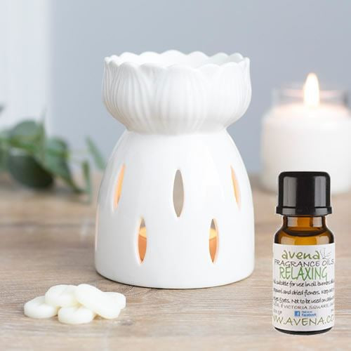 Lotus Flower Oil Burner White With 10ml Relaxing Fragrance Oil