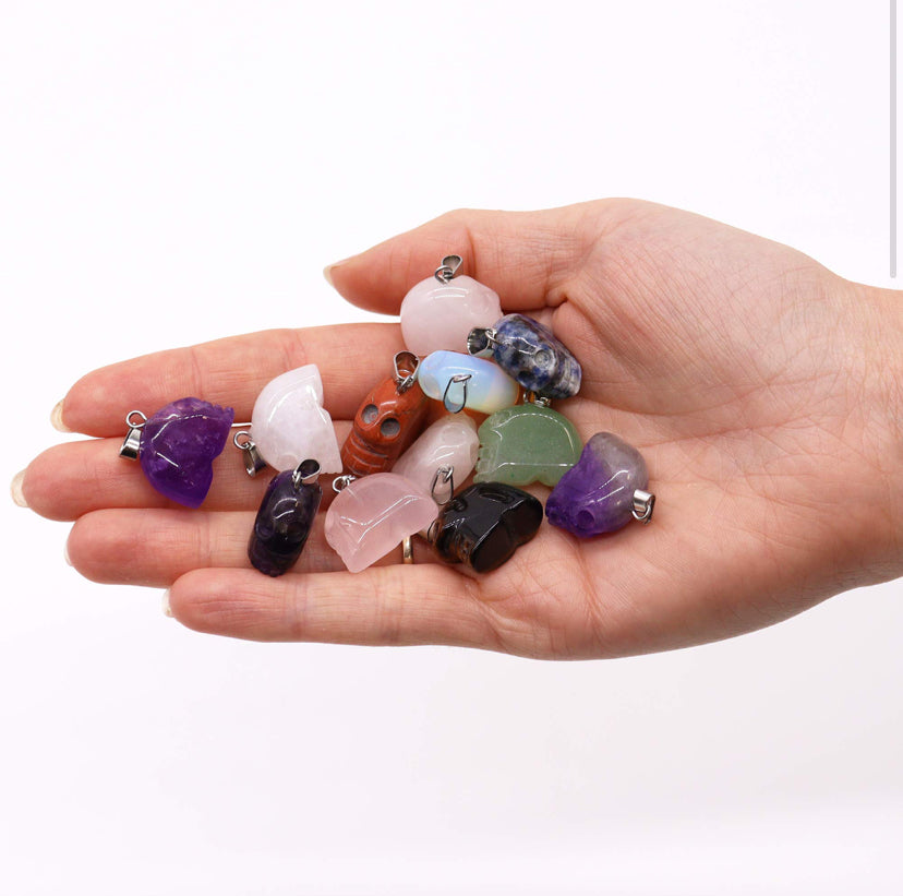 12x Gemstone Mini Skulls Pendants (12 assorted) 20x15mm