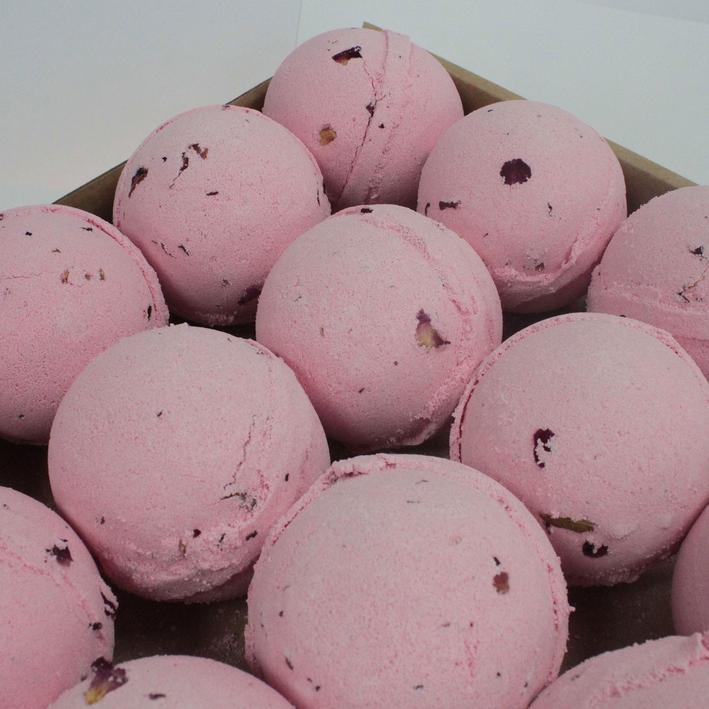 Rose & Petals Bath Bomb