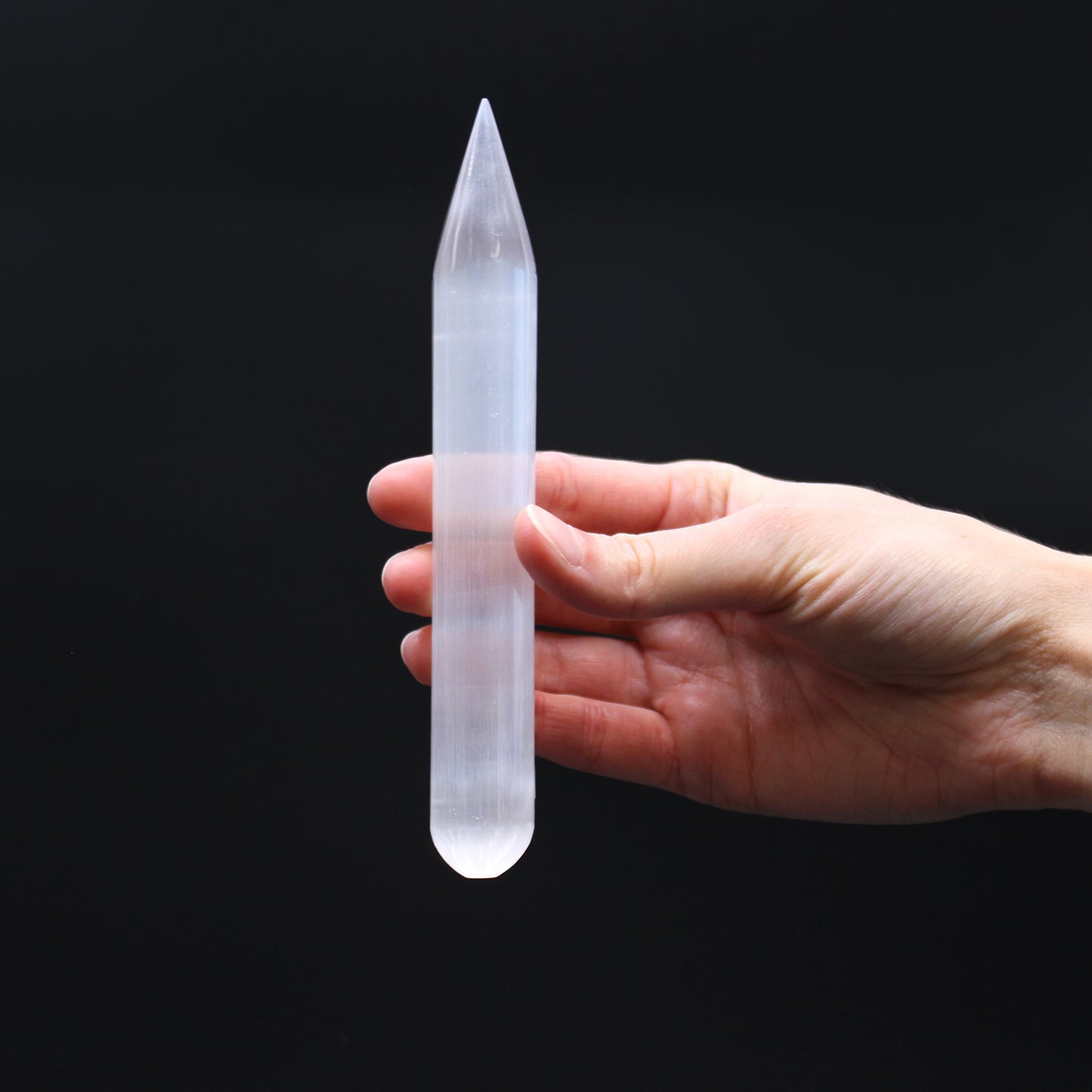 Selenite Wand - 16 cm (Point one End)